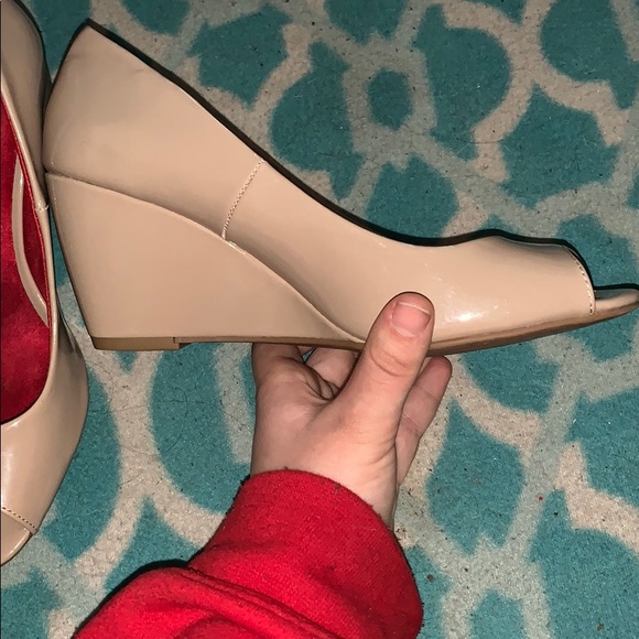 Shoes/ heels - Picture 3 of 6